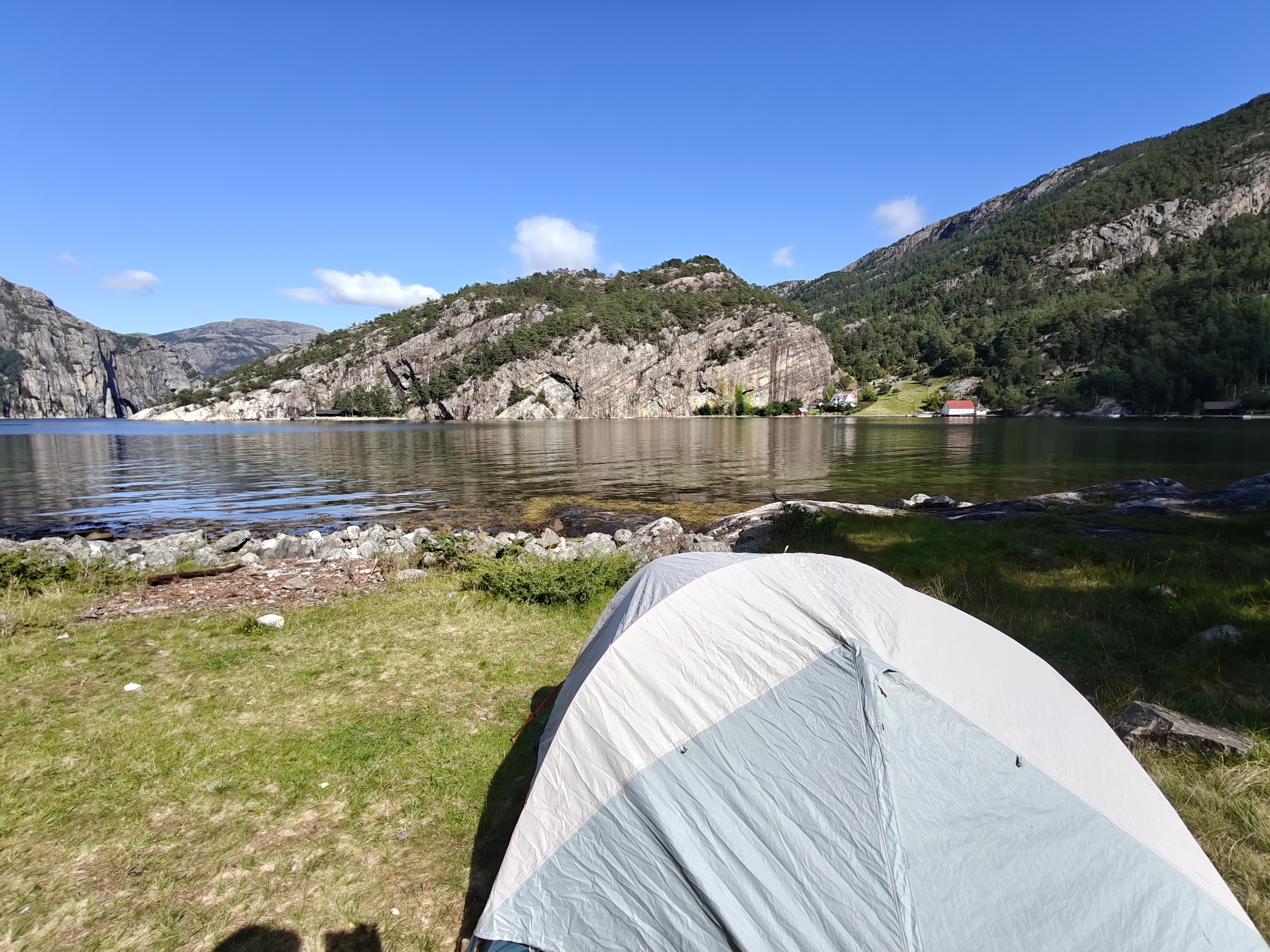 media_D2M7GK7QL8BBSYDZ