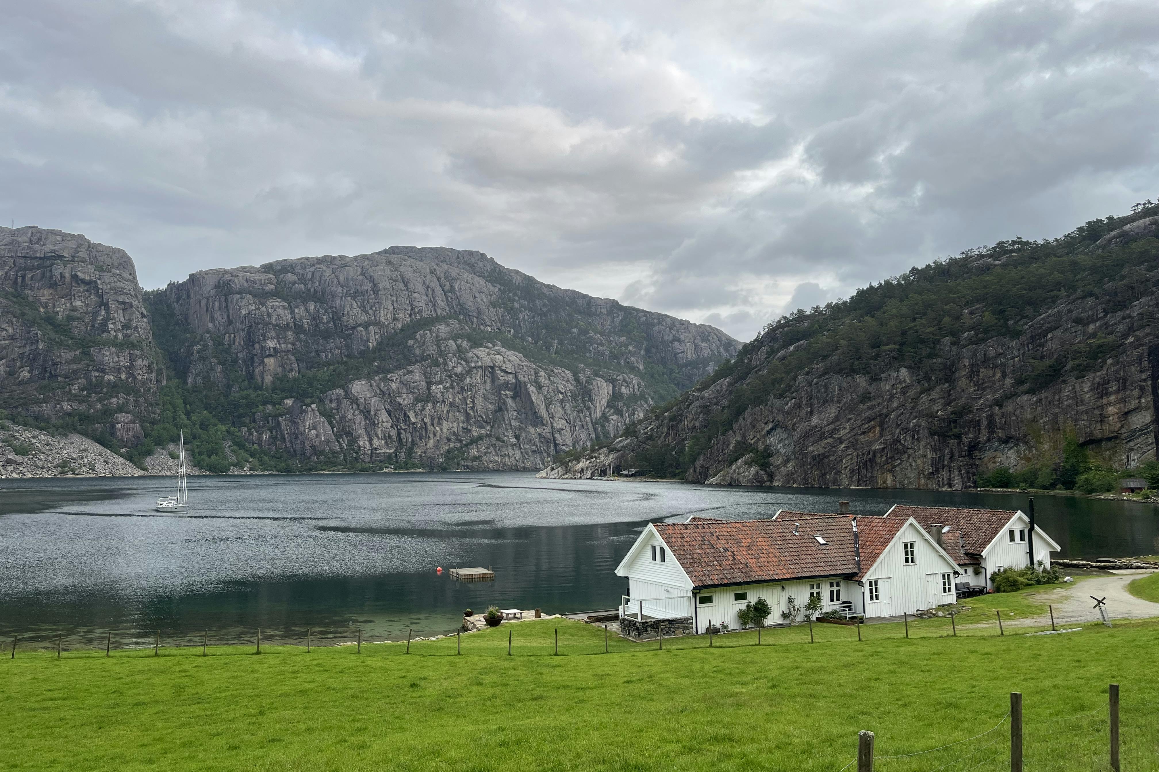 media_W5J4F9V8TXMNEJBE