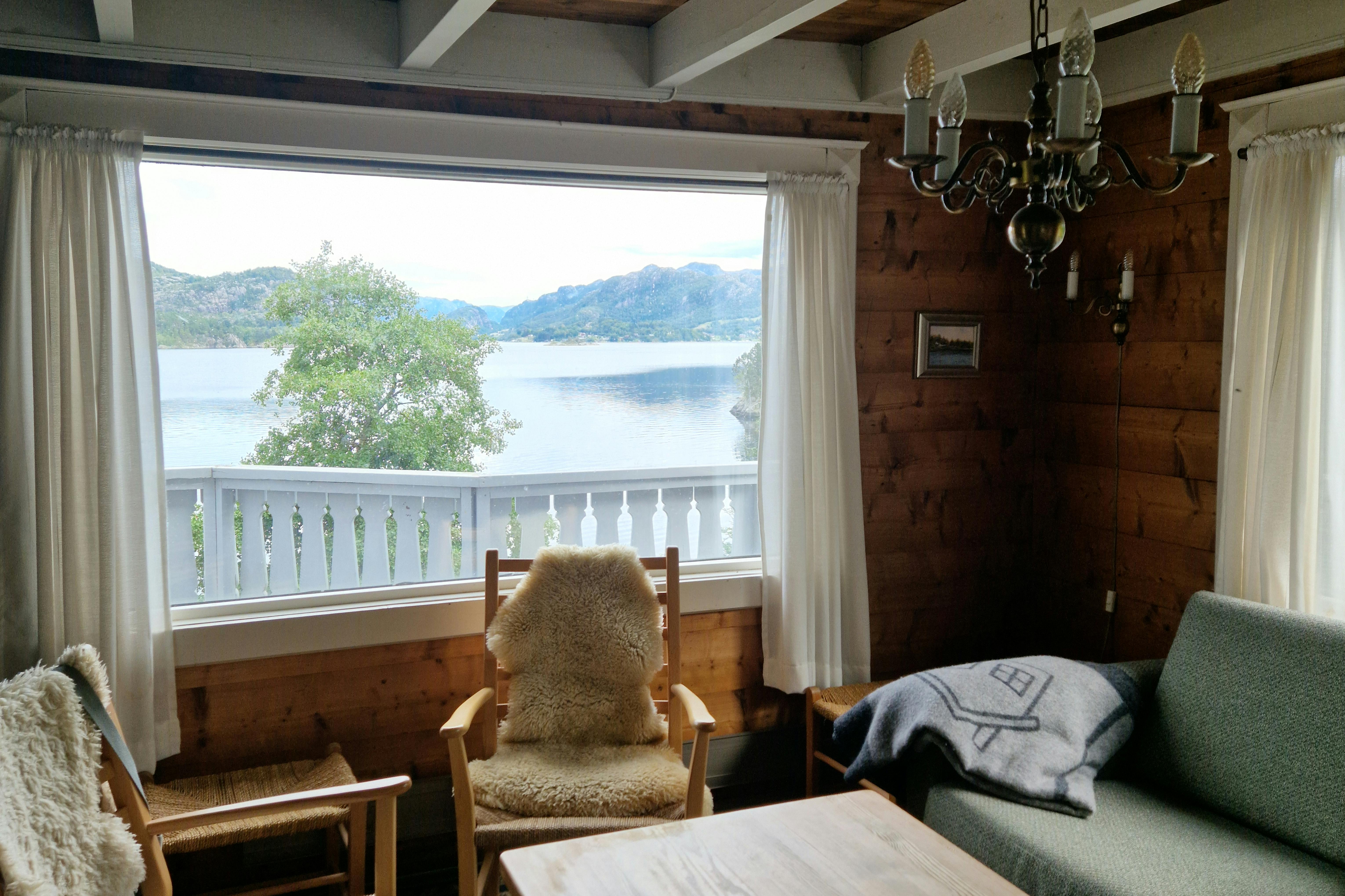 media_CZ3CA65U64PNFCLW