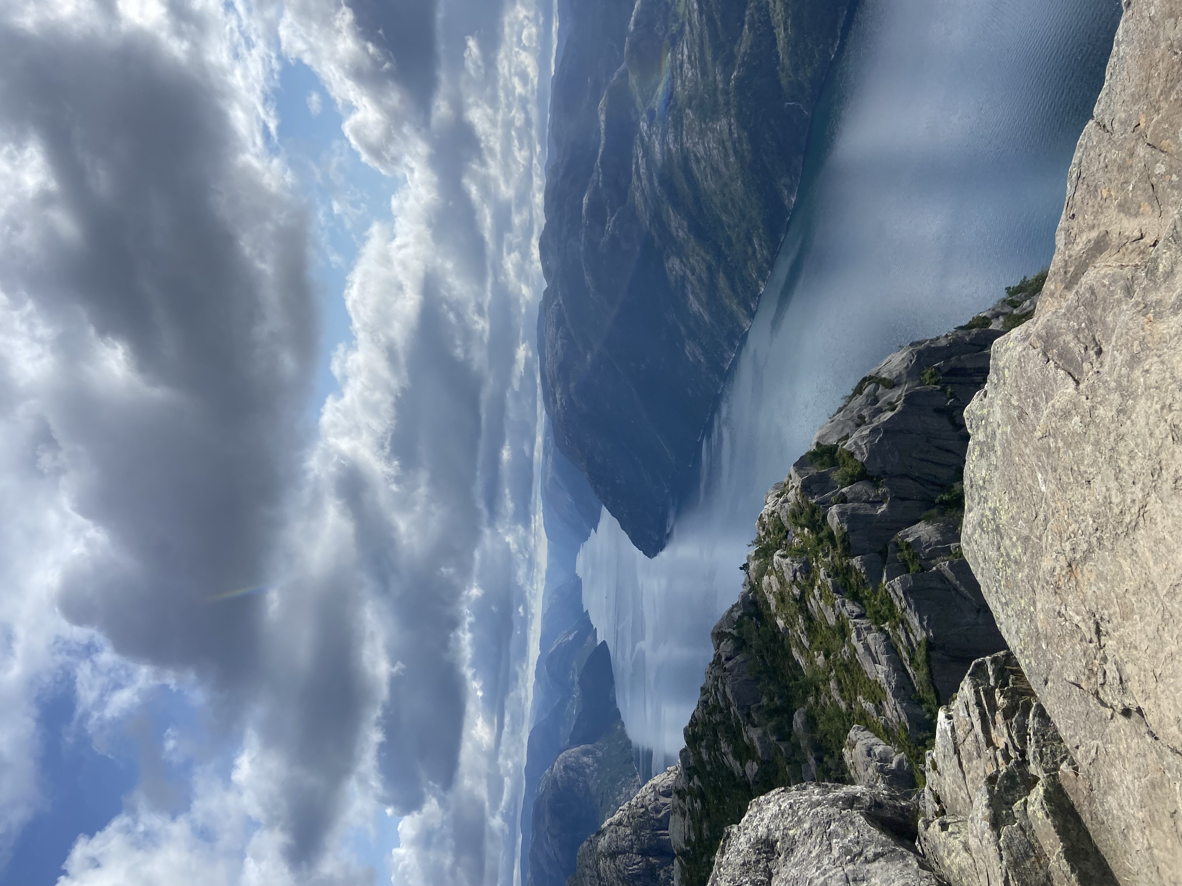 media_QKS9D6NUPALFQSS6