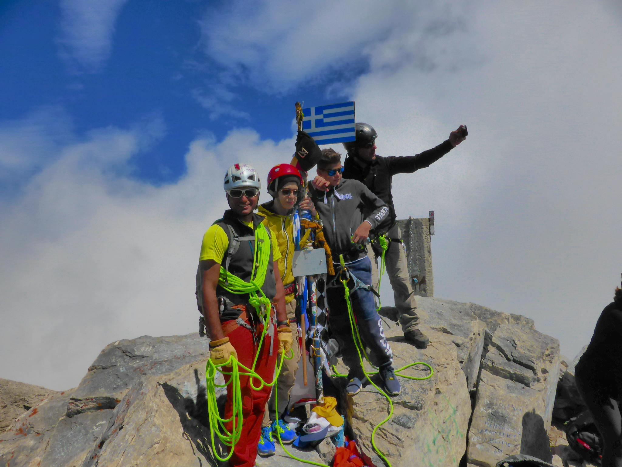 Mount Olympus Hike (2,919m)
